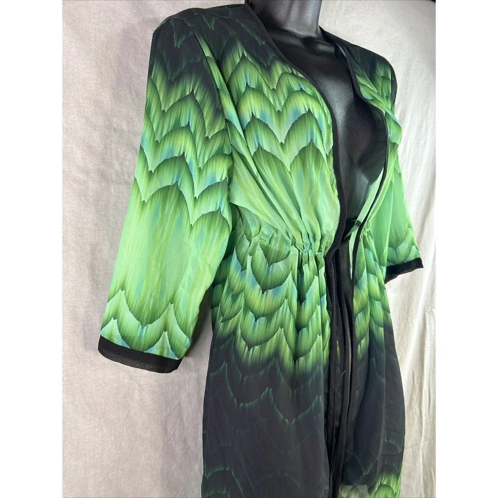VENUS green feather